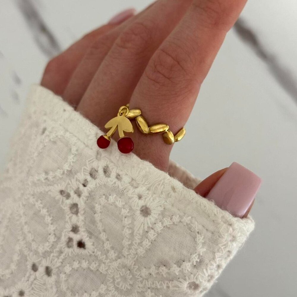 SKU0034 Vintage vibe‎ Gold Casual ring Charm Red cherry stainless steel+gift bag